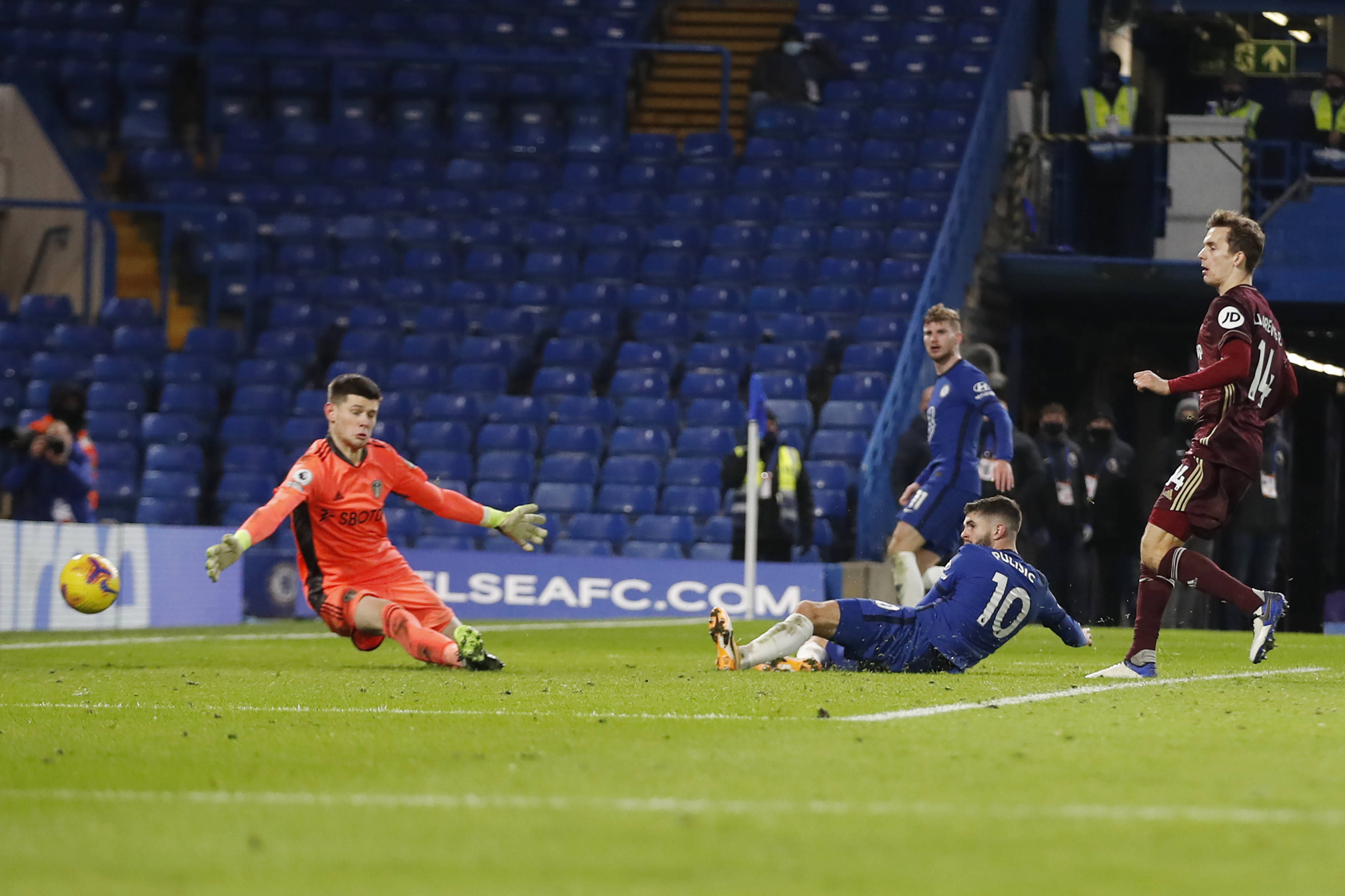 能在圣西罗 能在圣西罗