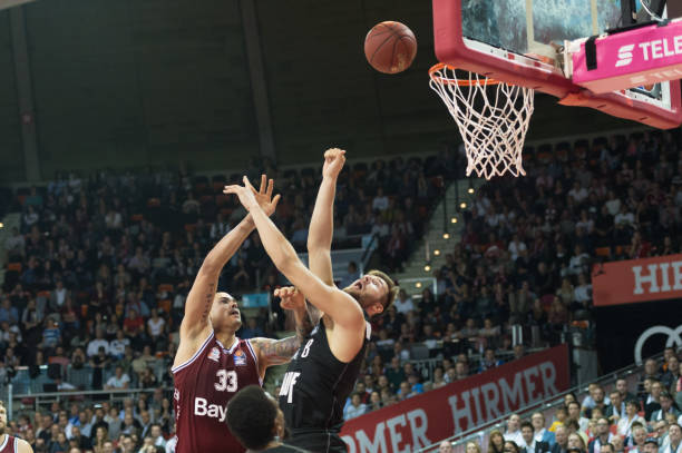 处境不容乐 处境不容乐