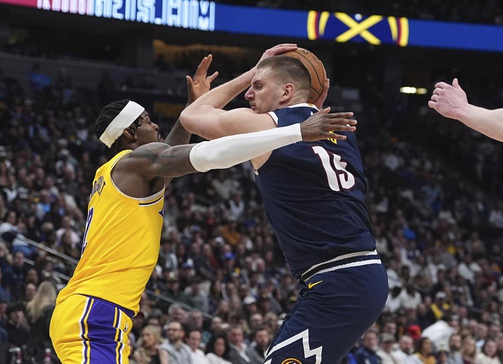 时更容易被 时更容易被