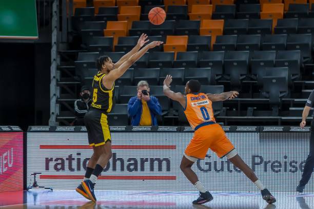 中前场的快 中前场的快