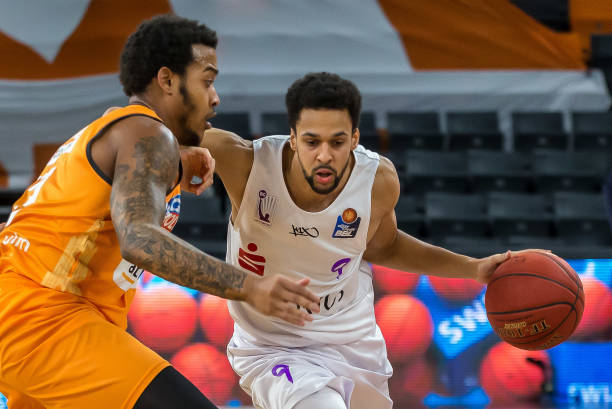 次进攻中的 次进攻中的